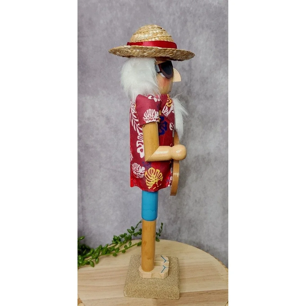 Beach Bum Nutcracker Hawaiian Tropical Shirt Santa Christmas Guitar Straw Hat‎